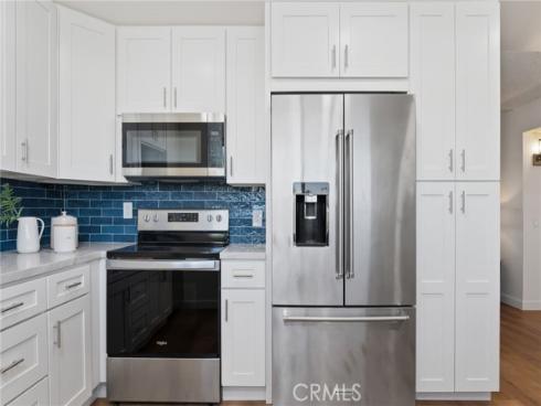 23280  Orange  6 , Lake Forest, CA