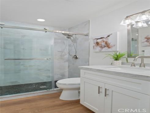 23280  Orange  6 , Lake Forest, CA