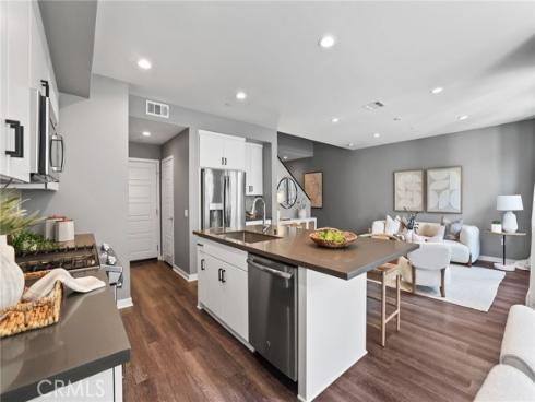71 Prominence , Lake Forest, CA