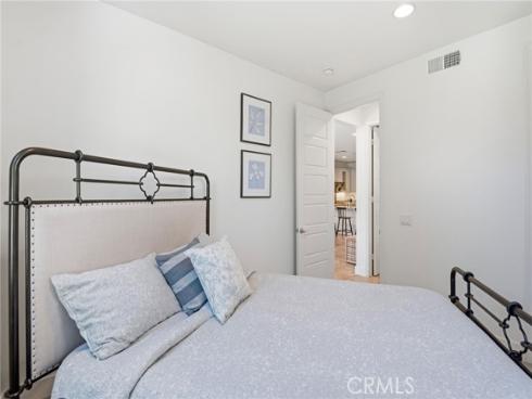 10 Willow , Lake Forest, CA