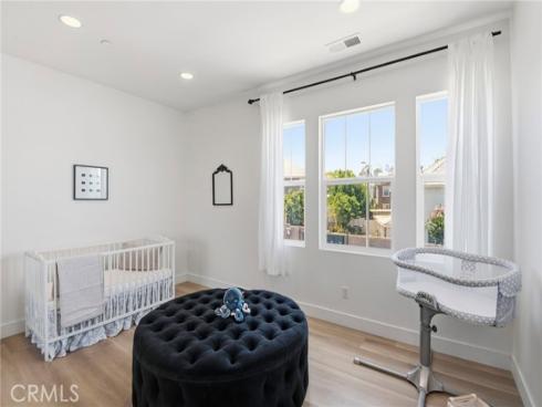 10 Willow , Lake Forest, CA