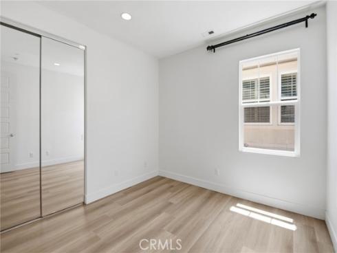 10 Willow , Lake Forest, CA