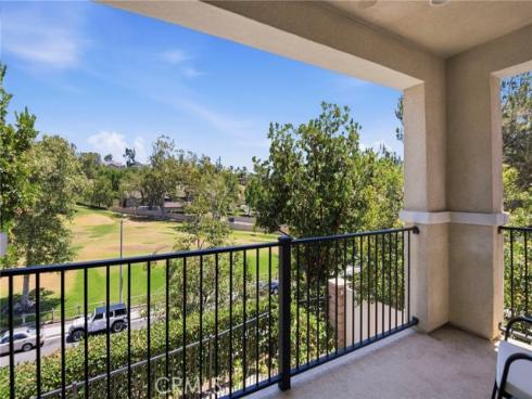 10 Willow , Lake Forest, CA
