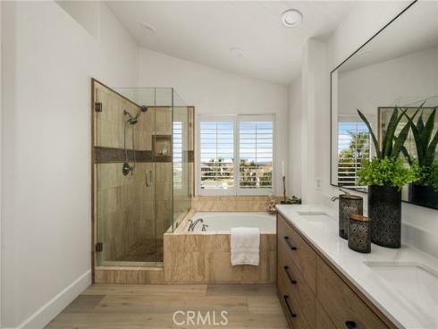 25 La Perla , Lake Forest, CA