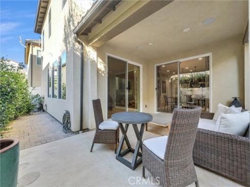 1164 Portola Oaks Dr , Lake Forest, CA