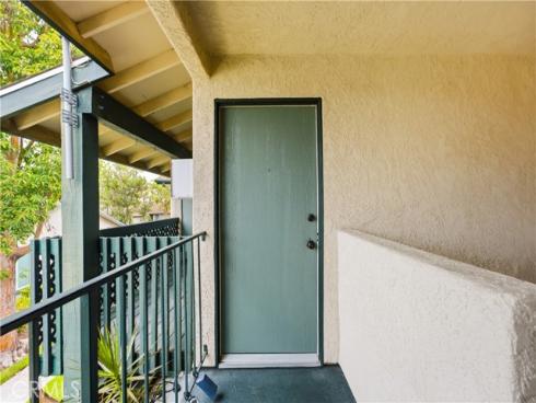 23292 Orange 6 Avenue, Lake Forest, CA