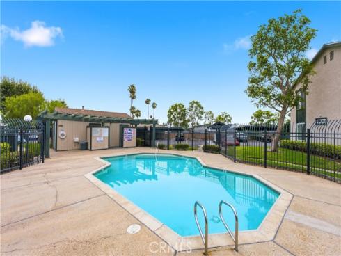 23292 Orange 6 Avenue, Lake Forest, CA