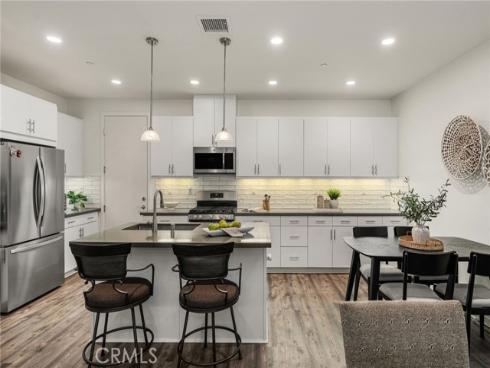 32 Savannah , Lake Forest, CA