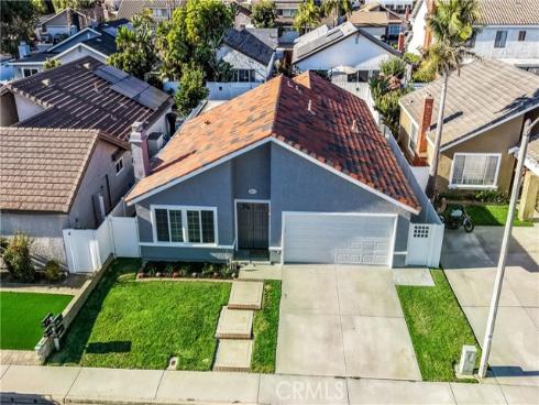 26515  Kari Brook  , Lake Forest, CA