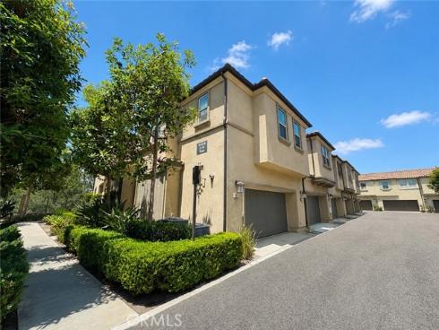 46 Finch , Lake Forest, CA