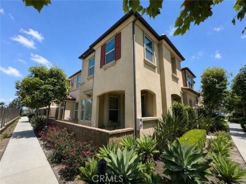 46 Finch , Lake Forest, CA