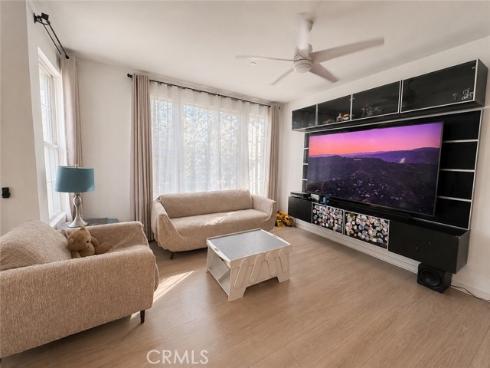 46 Finch , Lake Forest, CA