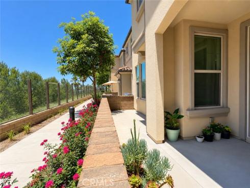 46 Finch , Lake Forest, CA