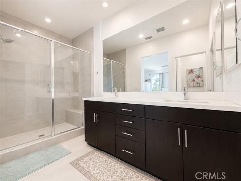 46 Finch , Lake Forest, CA