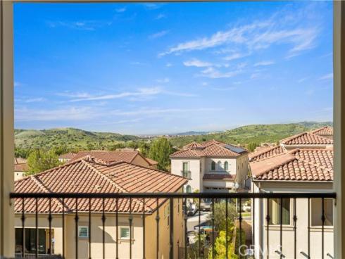 37 Caspian , Lake Forest, CA
