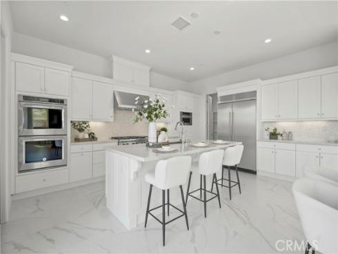 37 Caspian , Lake Forest, CA