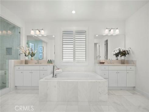 37 Caspian , Lake Forest, CA