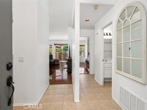 151 Chaumont , Lake Forest, CA