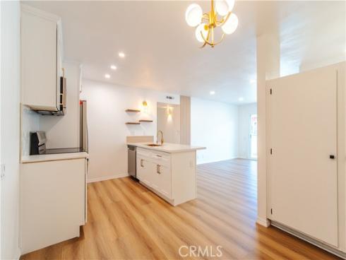 21951 Rimhurst 202 Drive, Lake Forest, CA