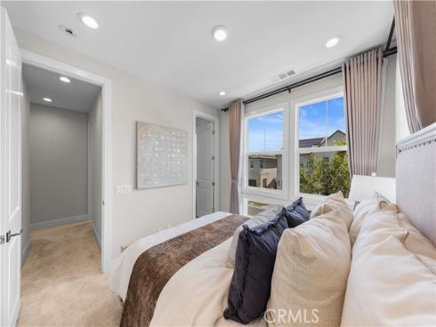 321 Burwood , Lake Forest, CA