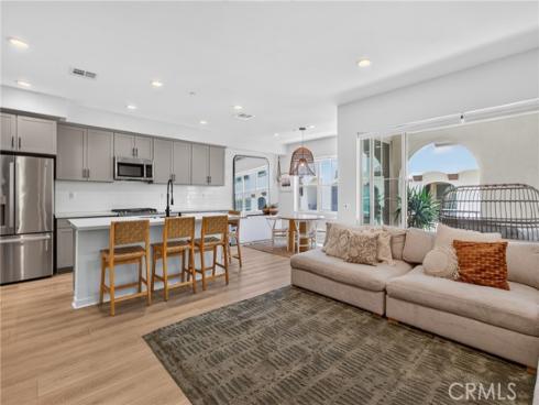 604  White Oaks  , Lake Forest, CA