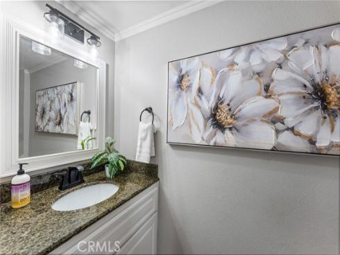 25805  Chapel Hill  , Lake Forest, CA