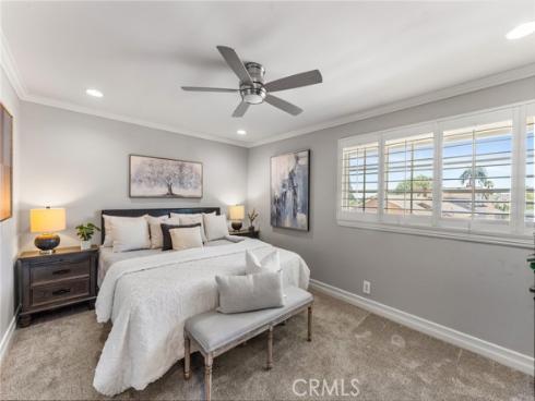 25805  Chapel Hill  , Lake Forest, CA