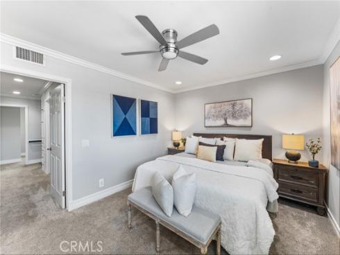 25805  Chapel Hill  , Lake Forest, CA
