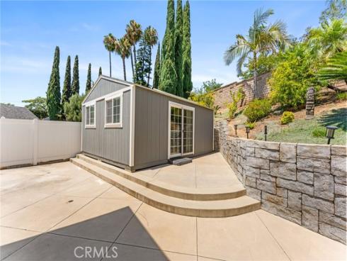 25805  Chapel Hill  , Lake Forest, CA