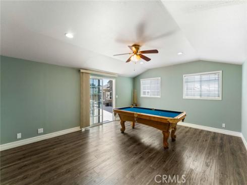 25805  Chapel Hill  , Lake Forest, CA