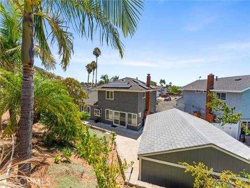 25805  Chapel Hill  , Lake Forest, CA