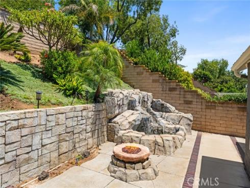 25805  Chapel Hill  , Lake Forest, CA
