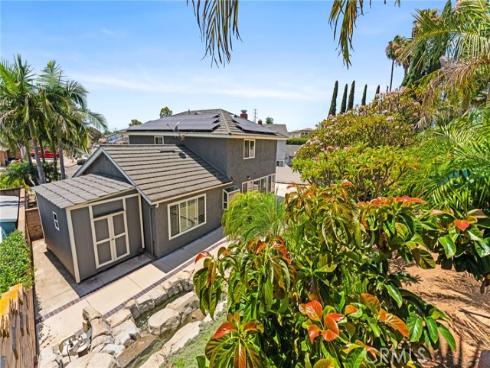 25805  Chapel Hill  , Lake Forest, CA