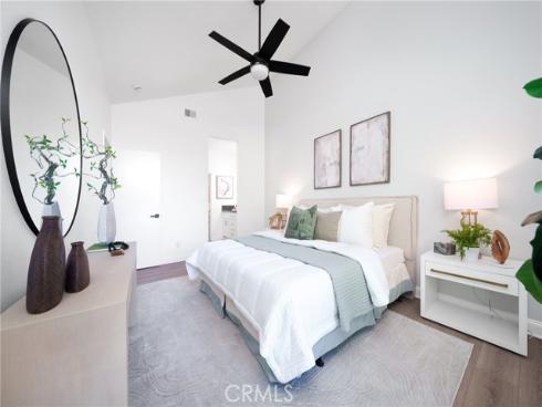19431 Rue De Valore 38B , Lake Forest, CA