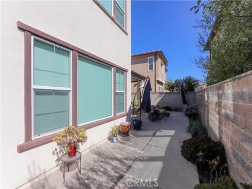 1090 Viejo Hills Drive, Lake Forest, CA