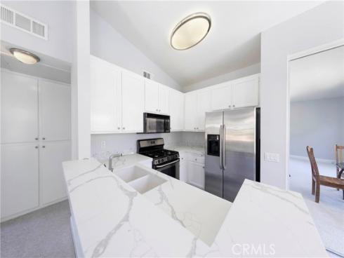 19431 Rue De Valore 59E , Lake Forest, CA