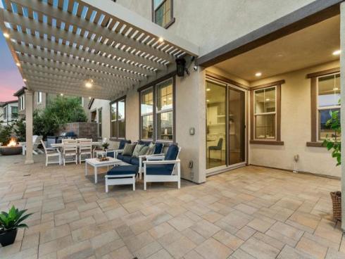 1832 Aliso Canyon Dr , Lake Forest, CA