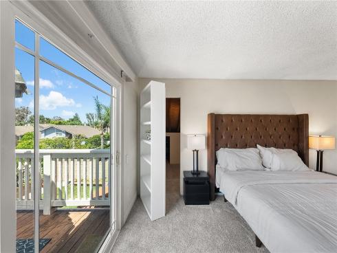 26152  Sally  , Lake Forest, CA