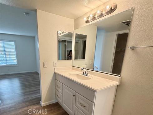 23216 Orange Ave 7 , Lake Forest, CA