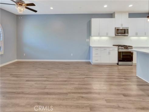 76 Finch , Lake Forest, CA
