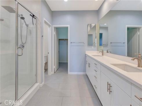 76 Finch , Lake Forest, CA