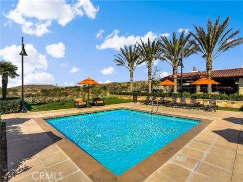 76 Finch , Lake Forest, CA