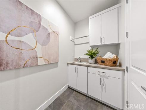400 Riverbend , Lake Forest, CA