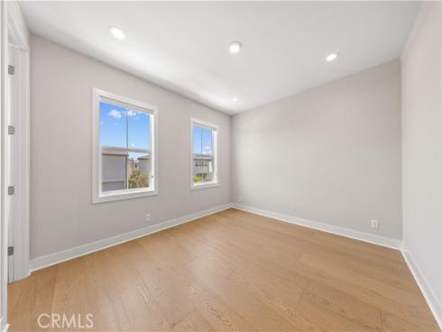 400 Riverbend , Lake Forest, CA