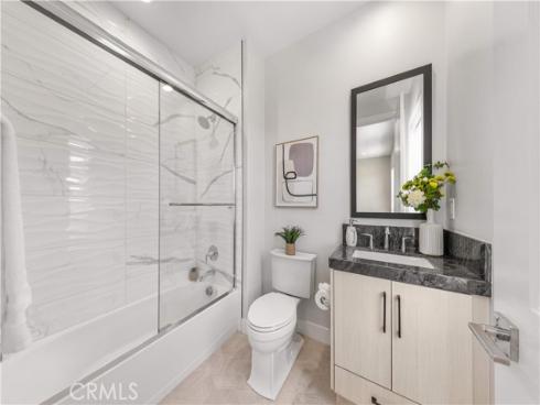 400 Riverbend , Lake Forest, CA