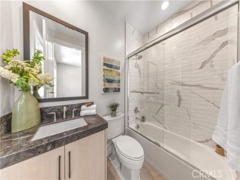 400 Riverbend , Lake Forest, CA