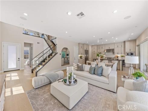 400 Riverbend , Lake Forest, CA