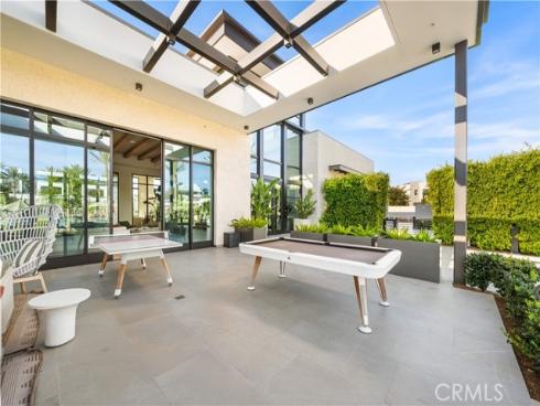 400 Riverbend , Lake Forest, CA