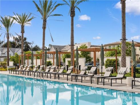 400 Riverbend , Lake Forest, CA