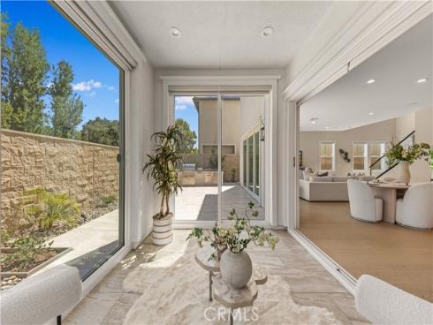 400 Riverbend , Lake Forest, CA